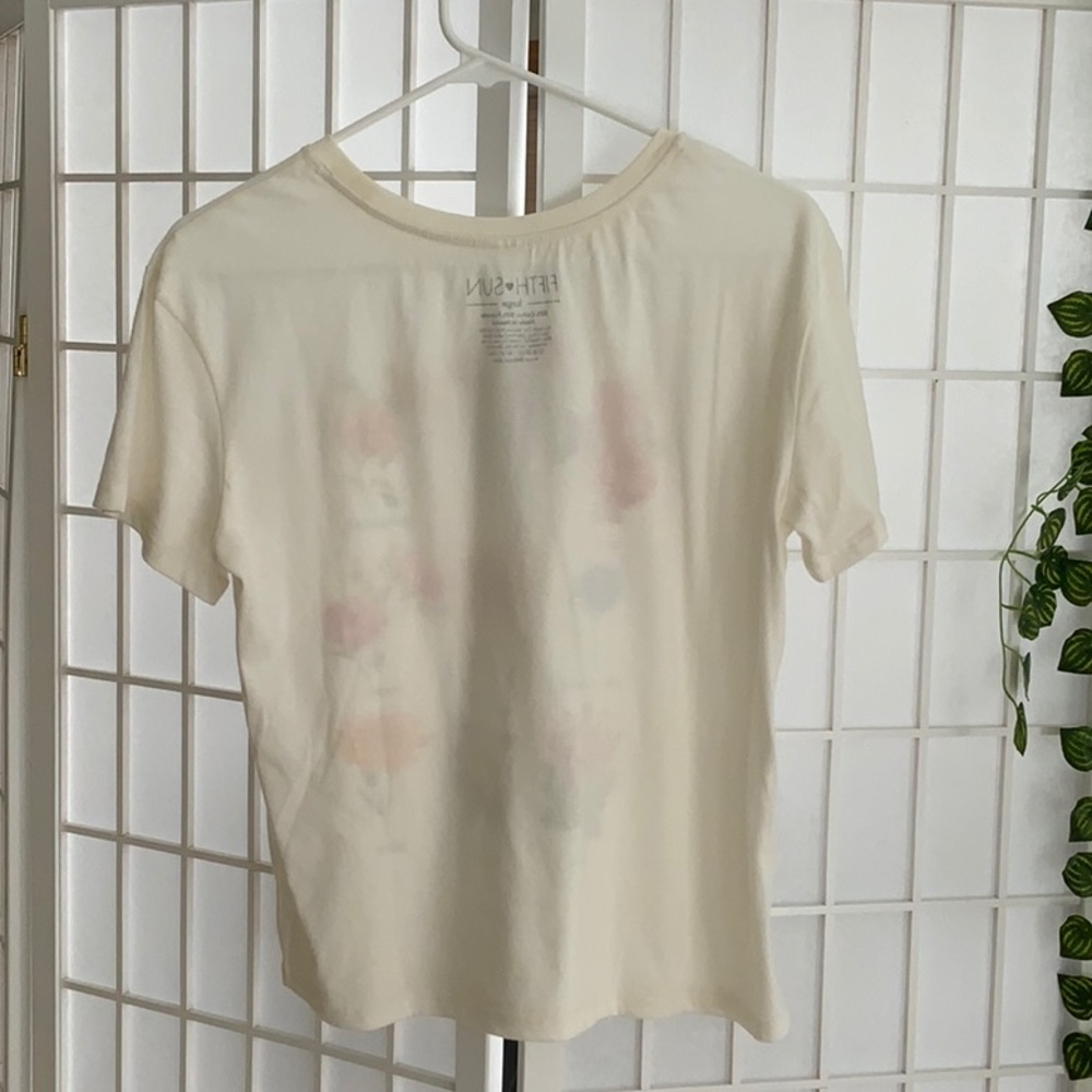 Flower shirt - Picture 3 of 4